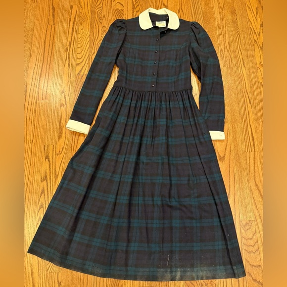 Laura Ashley Dresses & Skirts - Vintage Laura Ashley Navy and Green Plaid Dress with Collar